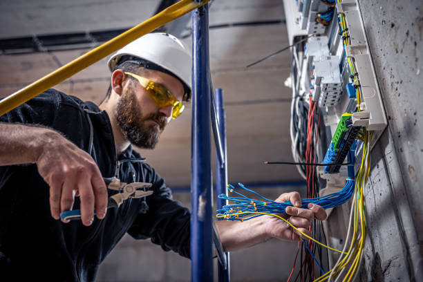 Best Emergency Electrical Repair  in Apple Valley, OH